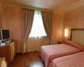 Grand Hotel Del Parco - Bergamo Airport Stezzano