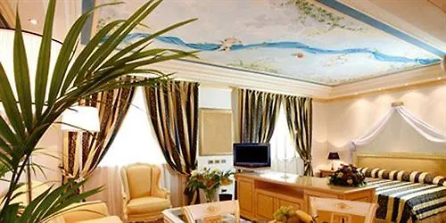 Grand Hotel Del Parco - Bergamo Airport Stezzano İtalya