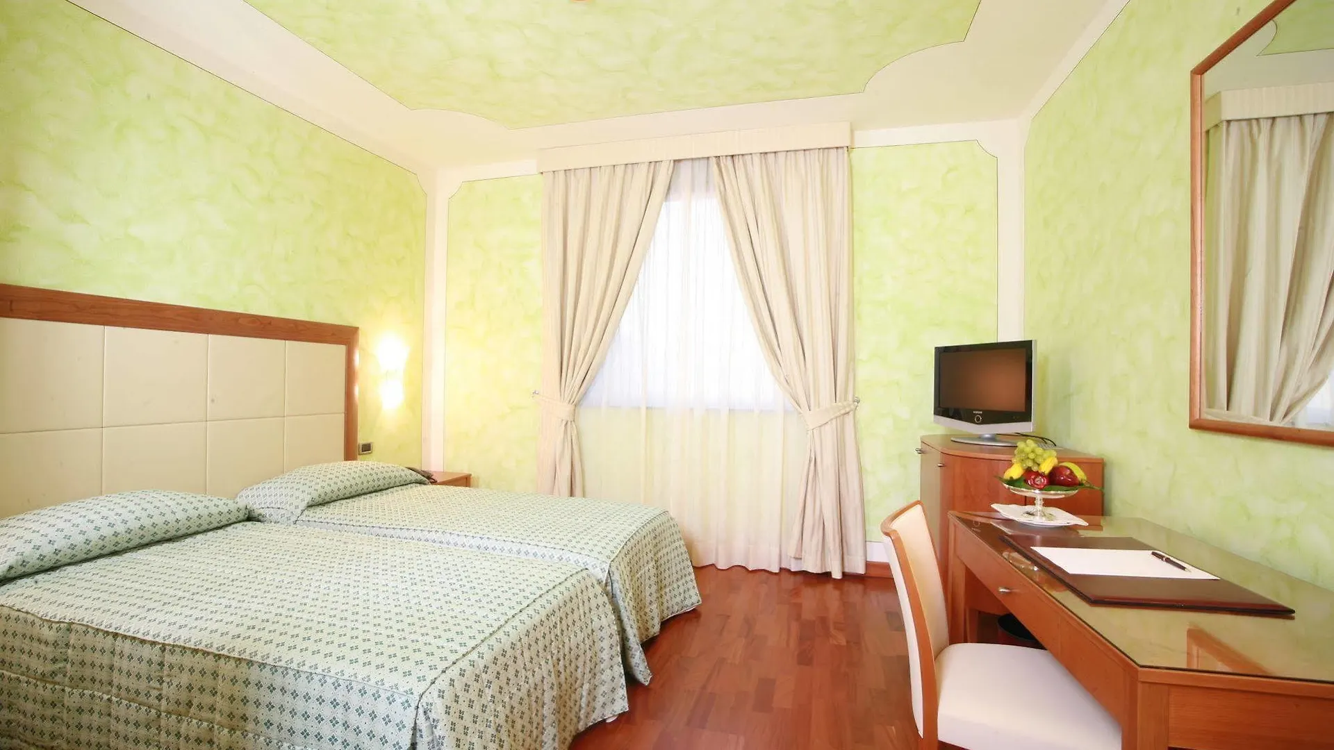 Grand Hotel Del Parco - Bergamo Airport Stezzano