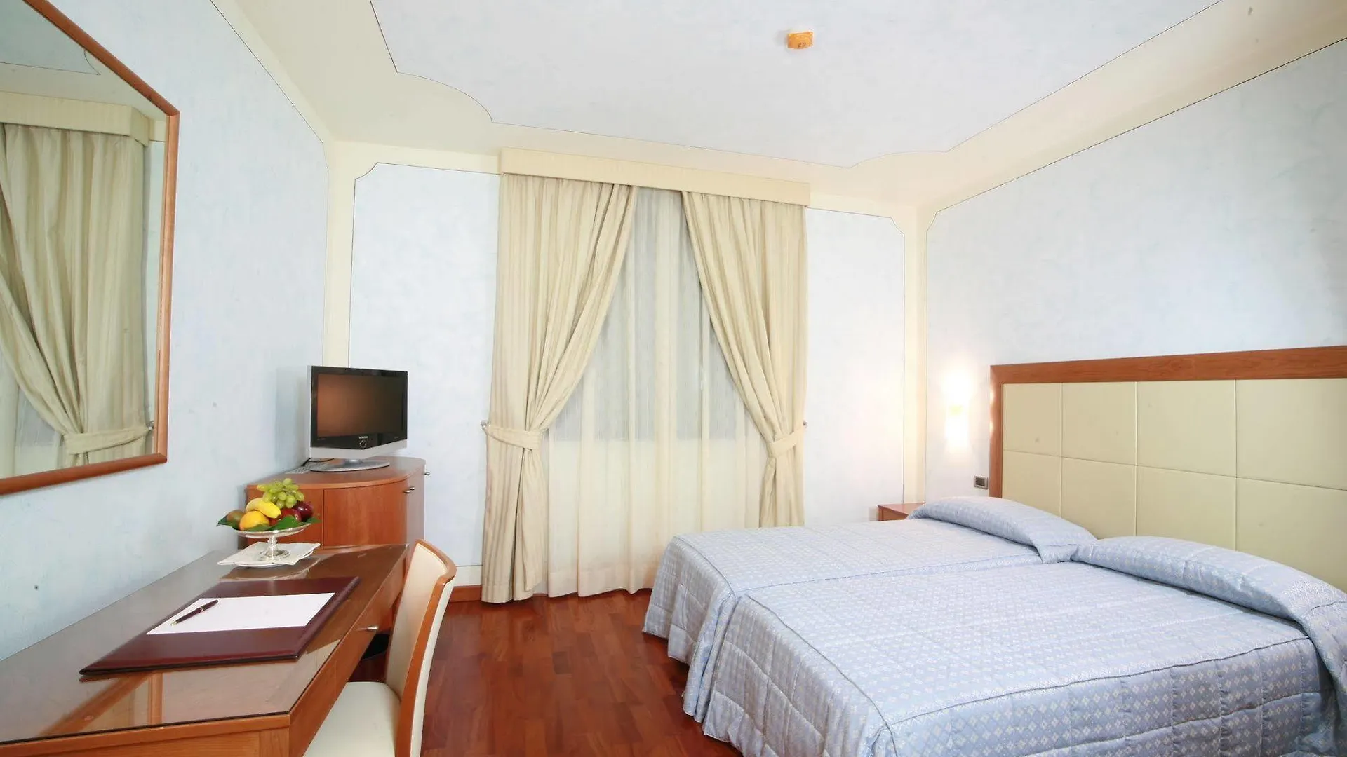 Grand Hotel Del Parco - Bergamo Airport Stezzano